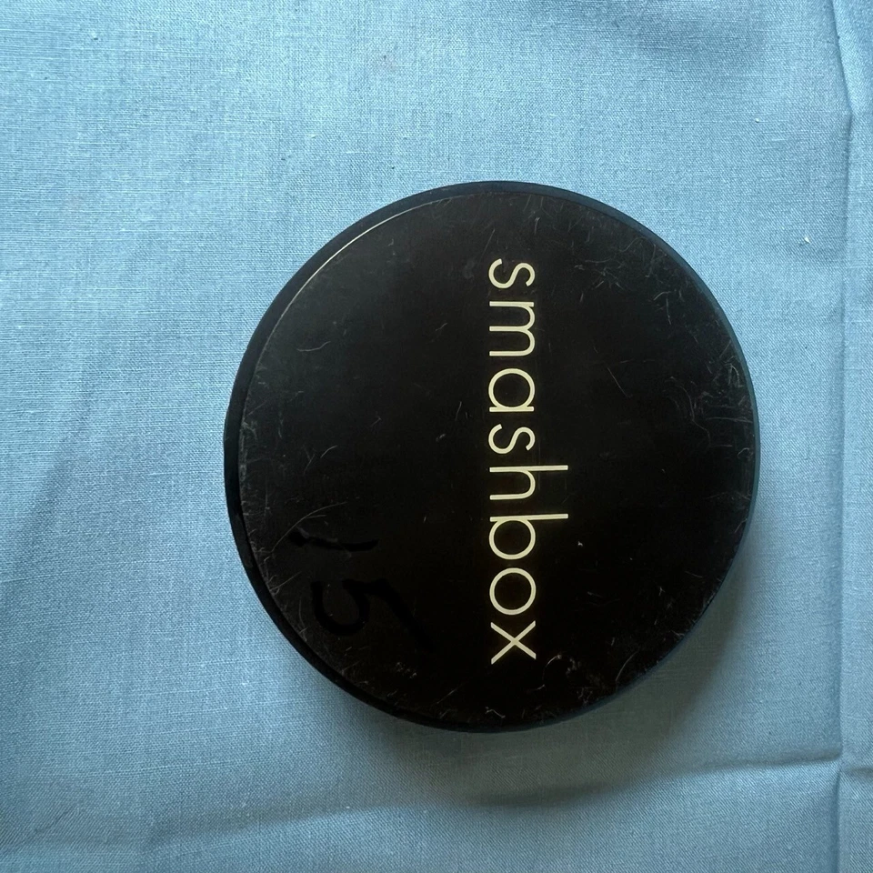 SMASHBOX Halo Hydrating Perfecting Powder 0.5 Oz Full Size Dark - Image 2 of 4