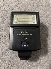 Vivitar Auto Thyristor 225 Camera Flash Tested Working Hot Shoe Mount