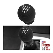 Car Gear Shift Knob Cover, Anti-Slip Silicone Vehicle 6-Speed R on the left