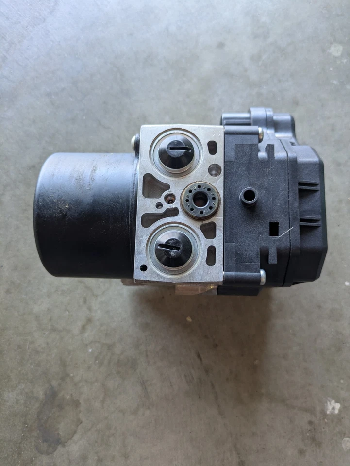 Controlador bomba freno antibloqueo ABS LEXUS IS-F 08-12 44540-53100, 133800-8060, Foto 4 de 4