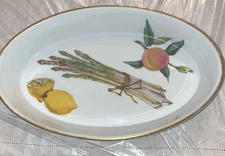 Royal Worcester Evesham Vintage Bowl Serving England Gold Leaf
