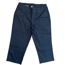 Croft  Barrow Womens Capri Pants Size 10 Regular Black Effortless Stretch
