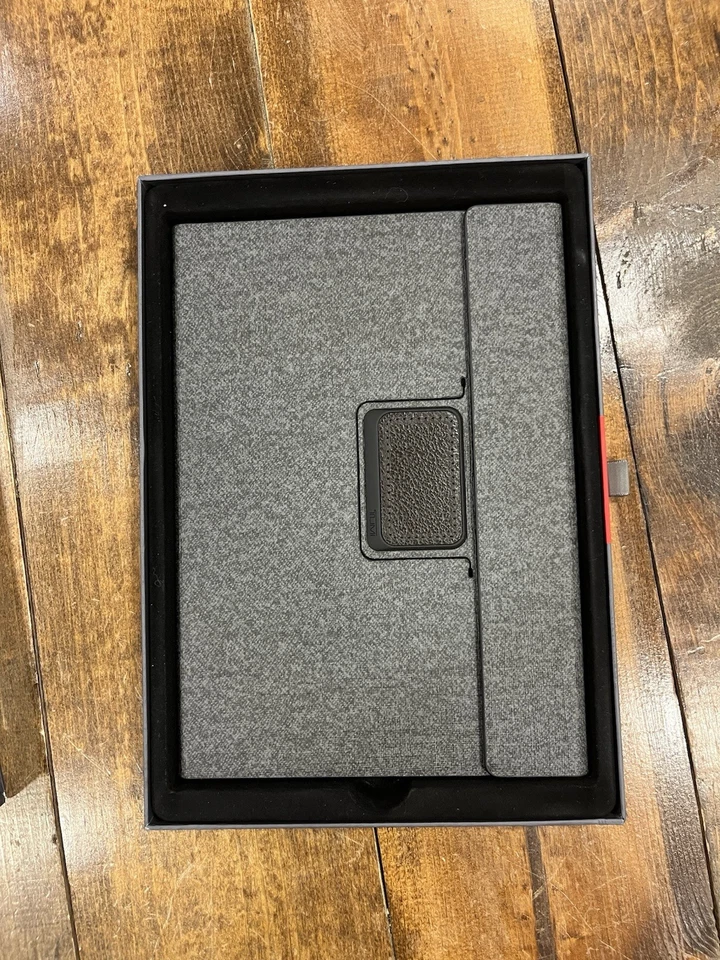 Tumi Astor Rotating Folio IPad Air 2 Tablet Case Textured Canvas Gray New - Image 4 of 4