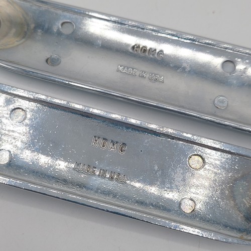 Set Of Two Harley Davidson Emblem Chrome Saddlebag Lid Trim HDMC USA - Picture 5 of 11