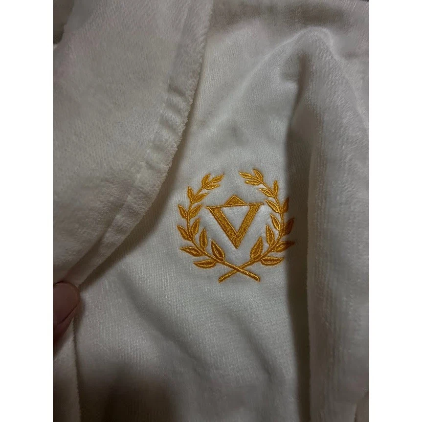 Frette Terry Cloth Bath Robe Embroidered Crest Spa Loungewear Kids 6/10 White - Image 2 of 4