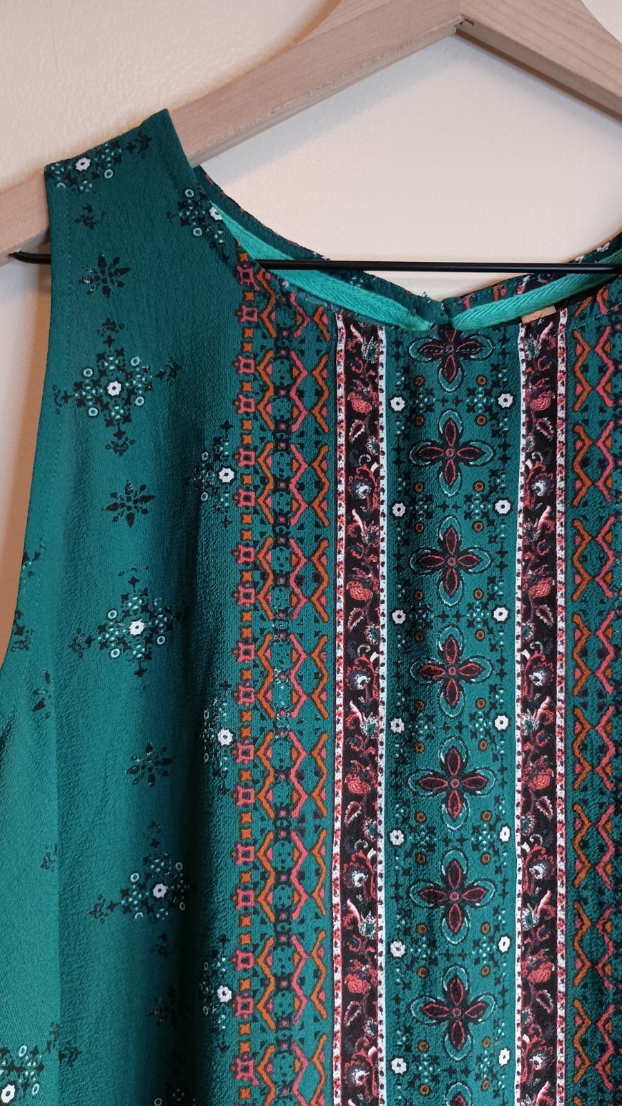 Xhilaration Boho Sleeveless Printed Top – Size XXL Versatile Layering Chic 