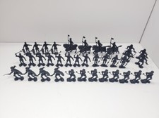  36 Marx Re-Issue Black Knights  Horses