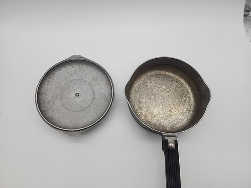 Vintage Wagner Ware Sidney O The Gourmet Pan Magnalite 2Qt 4672P W/Lid Sits Flat - Picture 5 of 9