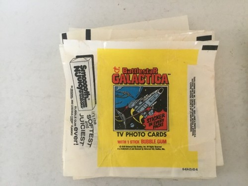 Vintage 1980 Empire Stikes Back STAR WARS Battlestar Galactica TV Photo Card Gum - Picture 2 of 3
