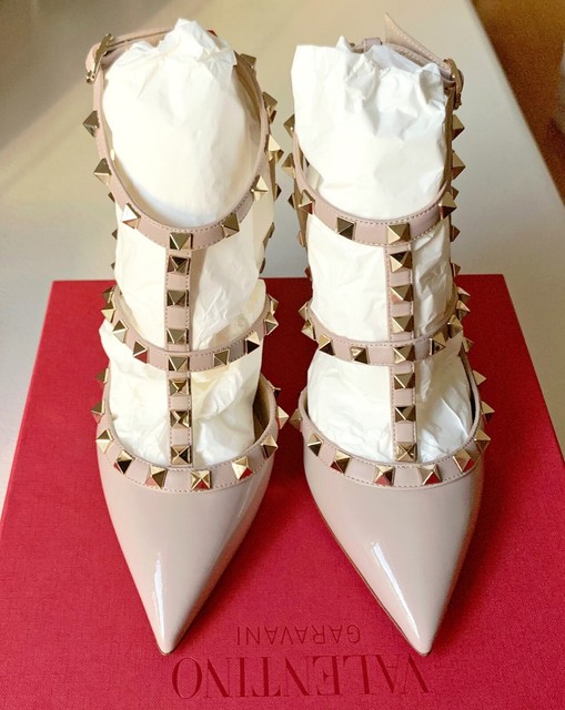 valentino garavani pumps sale