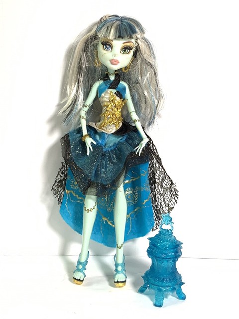 monster high 13 wishes frankie