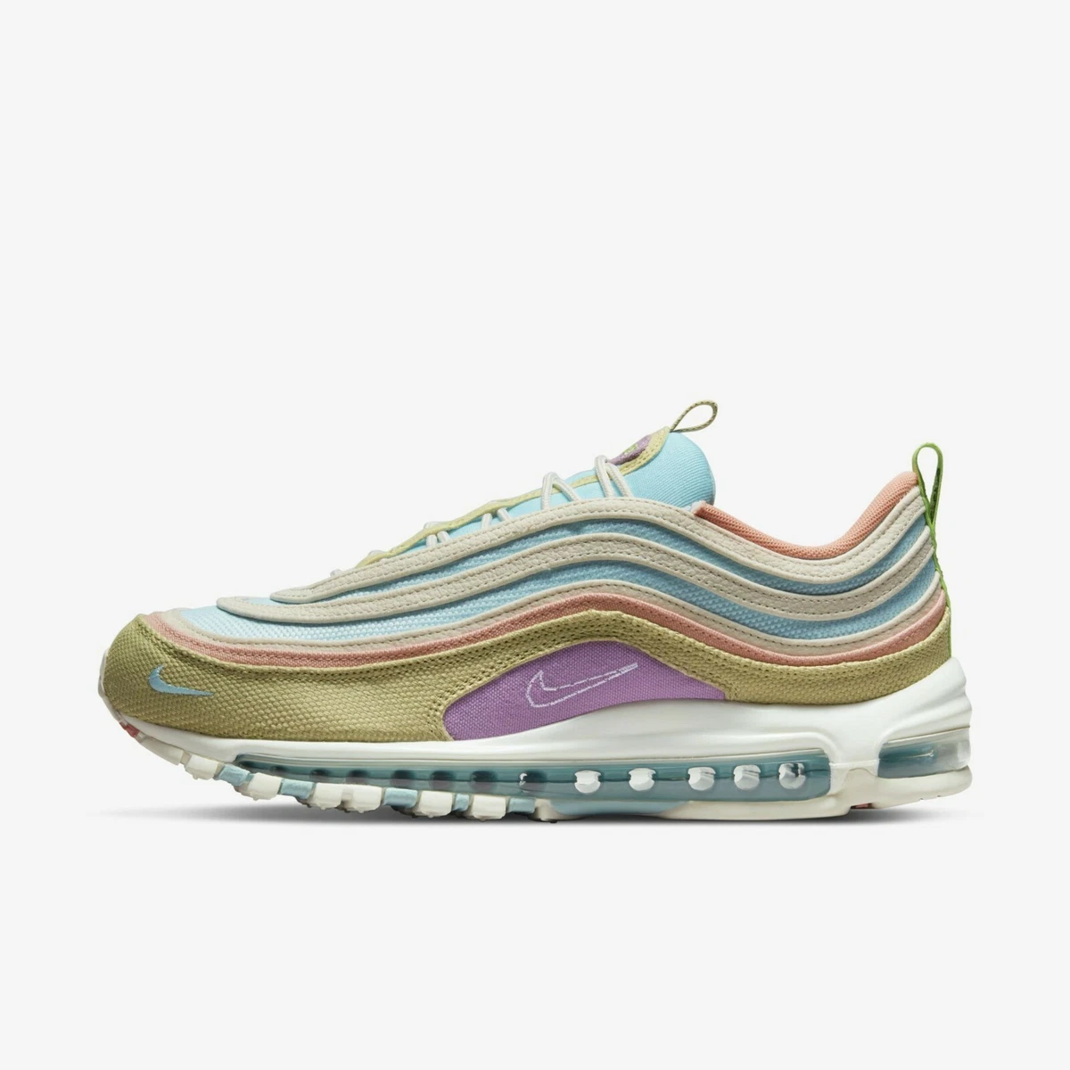 Grass shop sneakers nike