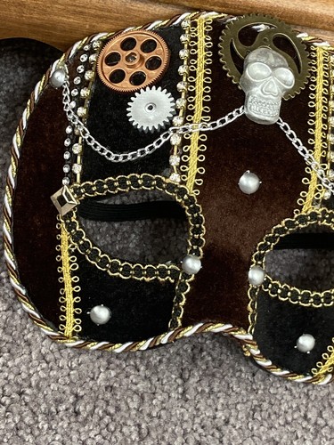 “STEAMPUNK” DESIGN MASK-NEW - Picture 12 of 12