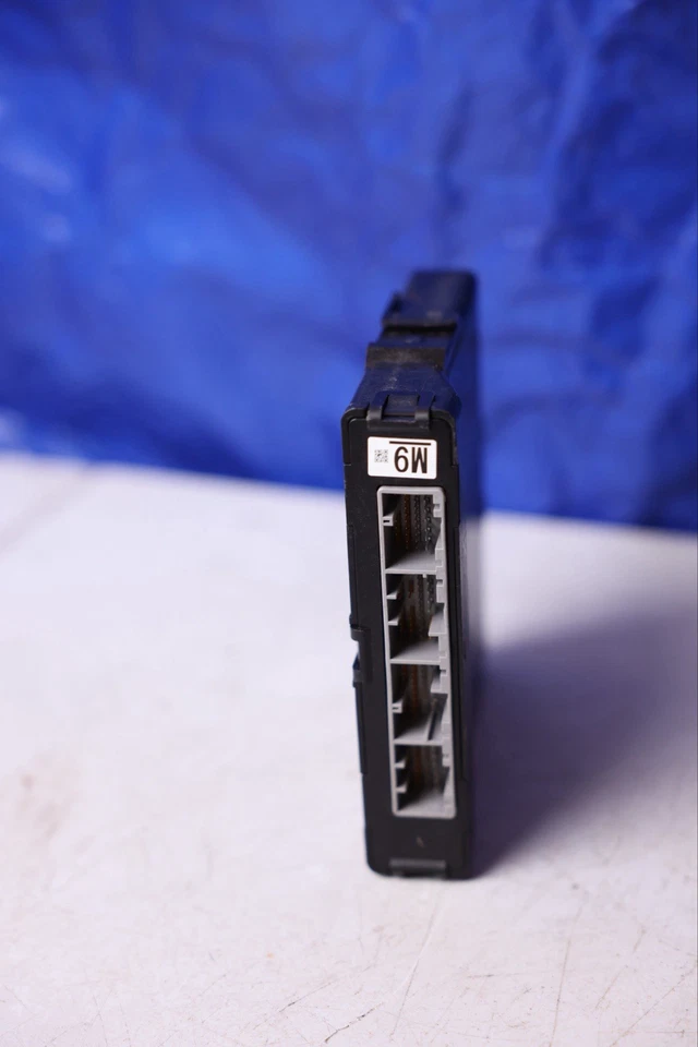 2012 TOYOTA PRIUS V CONTROLE DE ENERGIA DO COMPUTADOR 89681-47181 FABRICANTE DE EQUIPAMENTO ORIGINAL 12 13 - Imagem 4 de 4