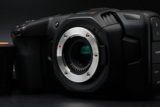 Blackmagic Design Pocket Cinema Camera 4K Cam...