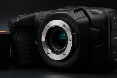 Blackmagic Design Pocket Cinema Camera 4K Camcorder BMPCC (M4/3 Mount) 10635