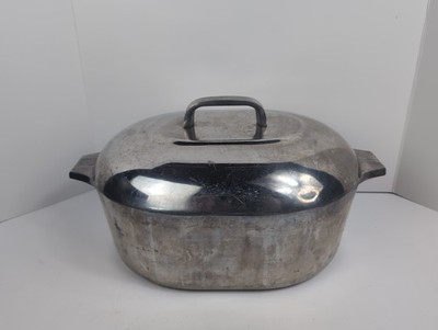 Vintage MAGNALITE Sidney 0 Wagner Ware 8 Qt Roaster W/ Lid & Trivet 4265