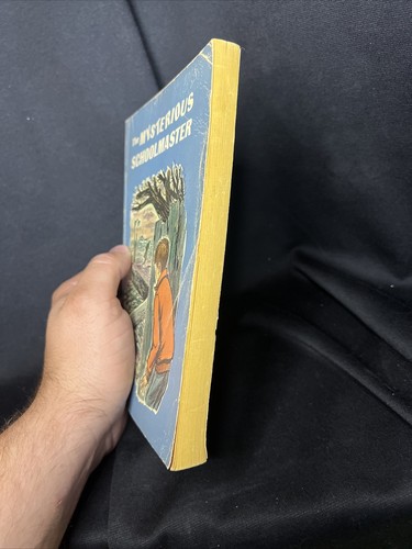 3 Vintage Book Lot “Mystery” Genre - Picture 12 of 16
