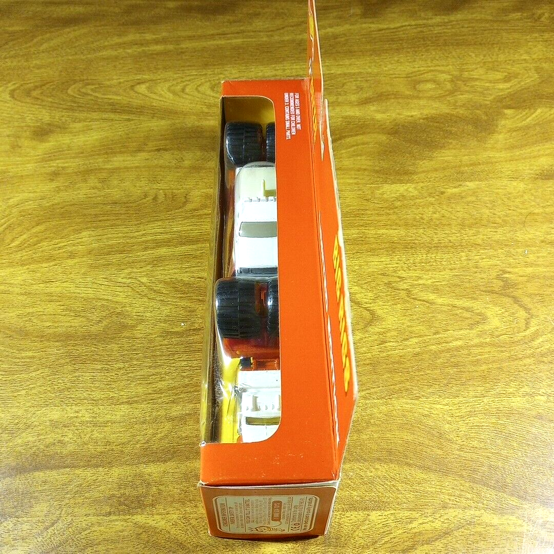 Picture 5 of 9