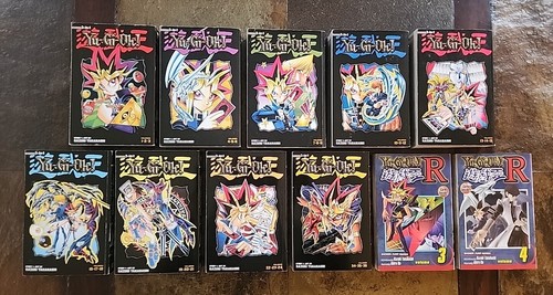 Lot Of Yu-Gi-Oh! 3-in-1 & Yu-Gi-Oh! R Manga - Afbeelding 1 van 5