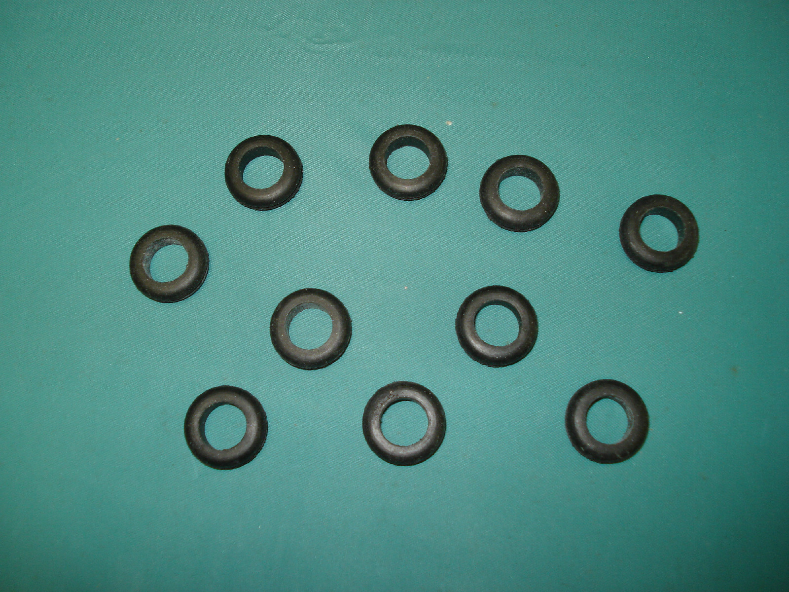 (10) 7/16" bore Rubber Grommets electrical wiring, tubing protection