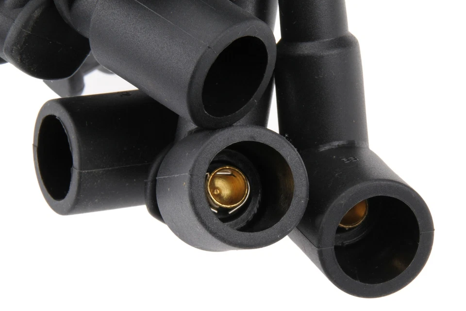 Spark Plug Wire Set URO For 1988-1989 Mercedes-Benz 300CE - Image 3 of 4