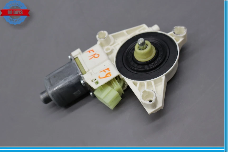 08-16 Mercedes W204 C300 C250 GLK350 Front Right Door Window Regulator Motor OEM - Image 2 of 4