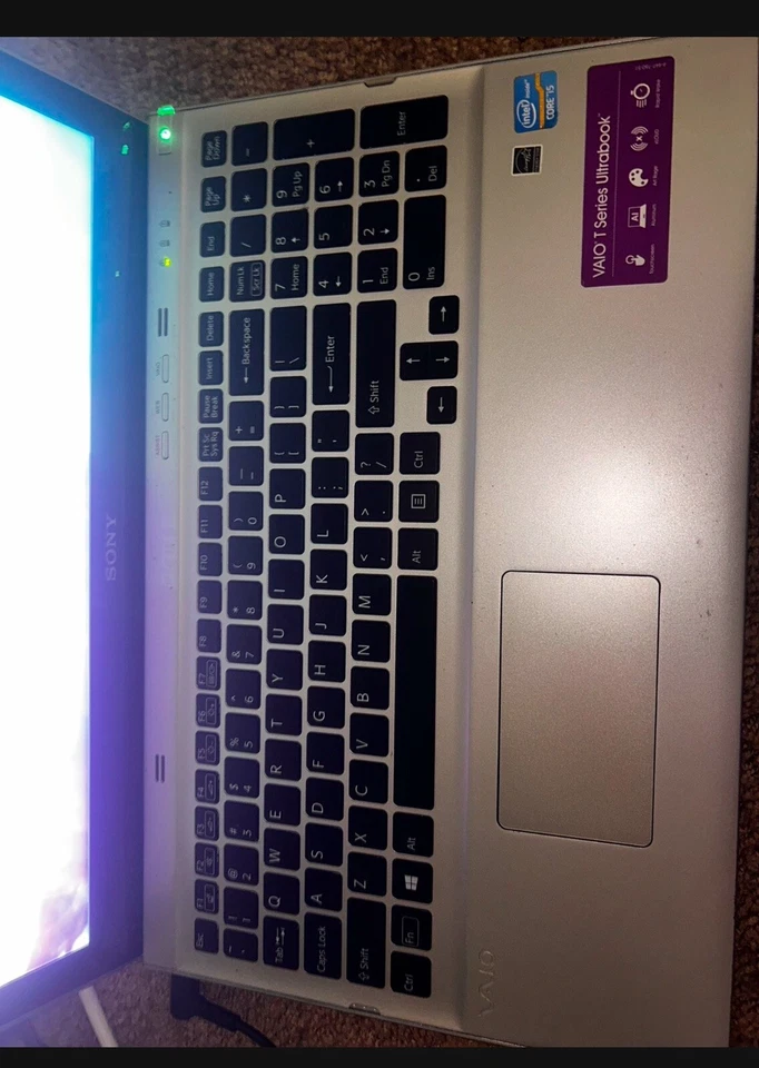 Sony Vaio Ultrabook SVT131390x 1.80GHz i5 6GB 500GB hard dri touch screen Win10  - Image 4 of 4