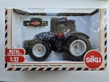 SIKU NEW HOLLAND CHRISTMAS TRACTOR 1/32 SCALE - LIMITED EDITION 2023