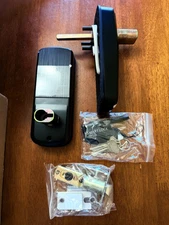 Smart Lock with Handle: Keyless Fingerprint Entry Front Door Lock