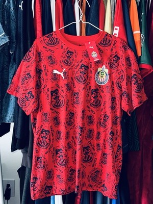 Chivas De Guadalajara México Puma Red T Shirt Size Large Logos Del Escudo New!