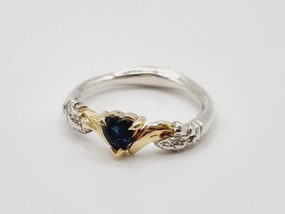 Tessa Metcalfe Sapphire sweetheart pigeon claw ring sterling silver gold Q1/5