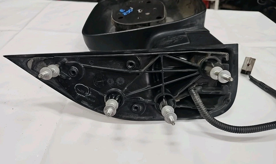 Espejo retrovisor lateral derecho pasajero Ford E150 E250 E350 2007-2014 OEM 1406632 Foto 2 de 4