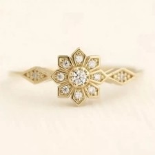 Vintage Round Diamond Daisy Flower Cluster Ring 14K Yellow Gold Over Size J-T