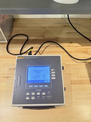 FLUKE VT PLUS HF GAS FLOW ANALYZER W / BAG & CHARGER (TESTED) SHIPS FAST