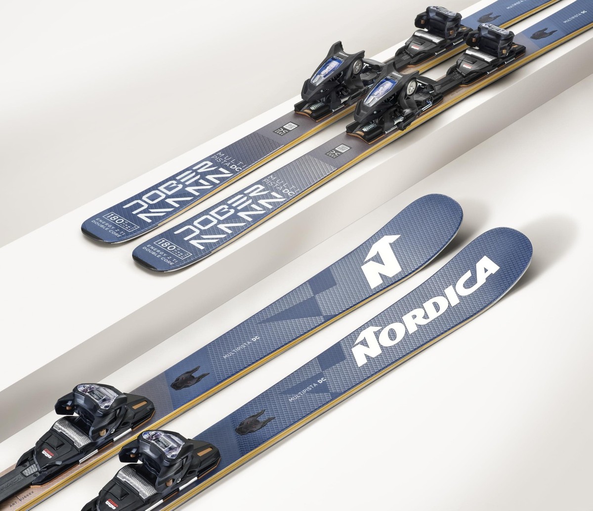 ノルディッカ　Nordica Dobermann TEAM80 Nordica Kid's Dobermann Team 80 Ski Boots Black/Red