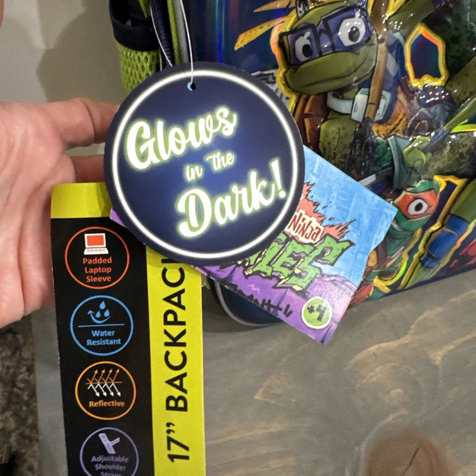Mochila NINJA TURTLES 17" tamaño completo que brilla en la oscuridad con funda para computadora portátil nueva con etiquetas Foto 2 de 4