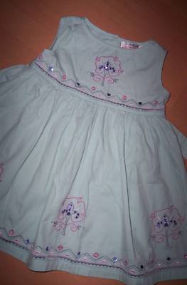Zuckersüßes festl.Kleid ''early days''England, , neuw. Gr.74