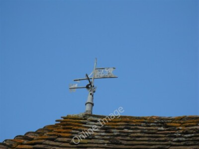 #ad Photo 6x4 Weather vane used as target practice Park Street TQ1131 c2009 GBP 2.00