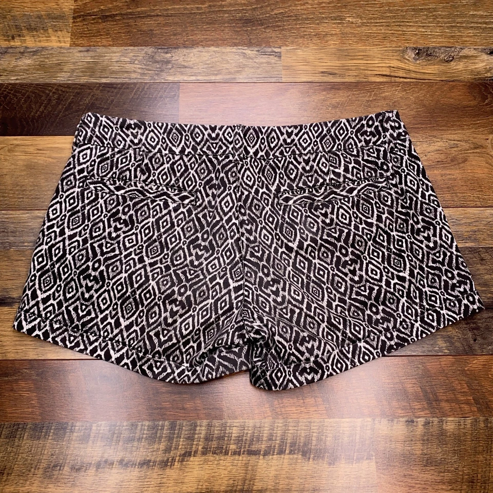 Pantalón corto American Eagle midi elástico para mujer 8 negro Foto 2 de 4