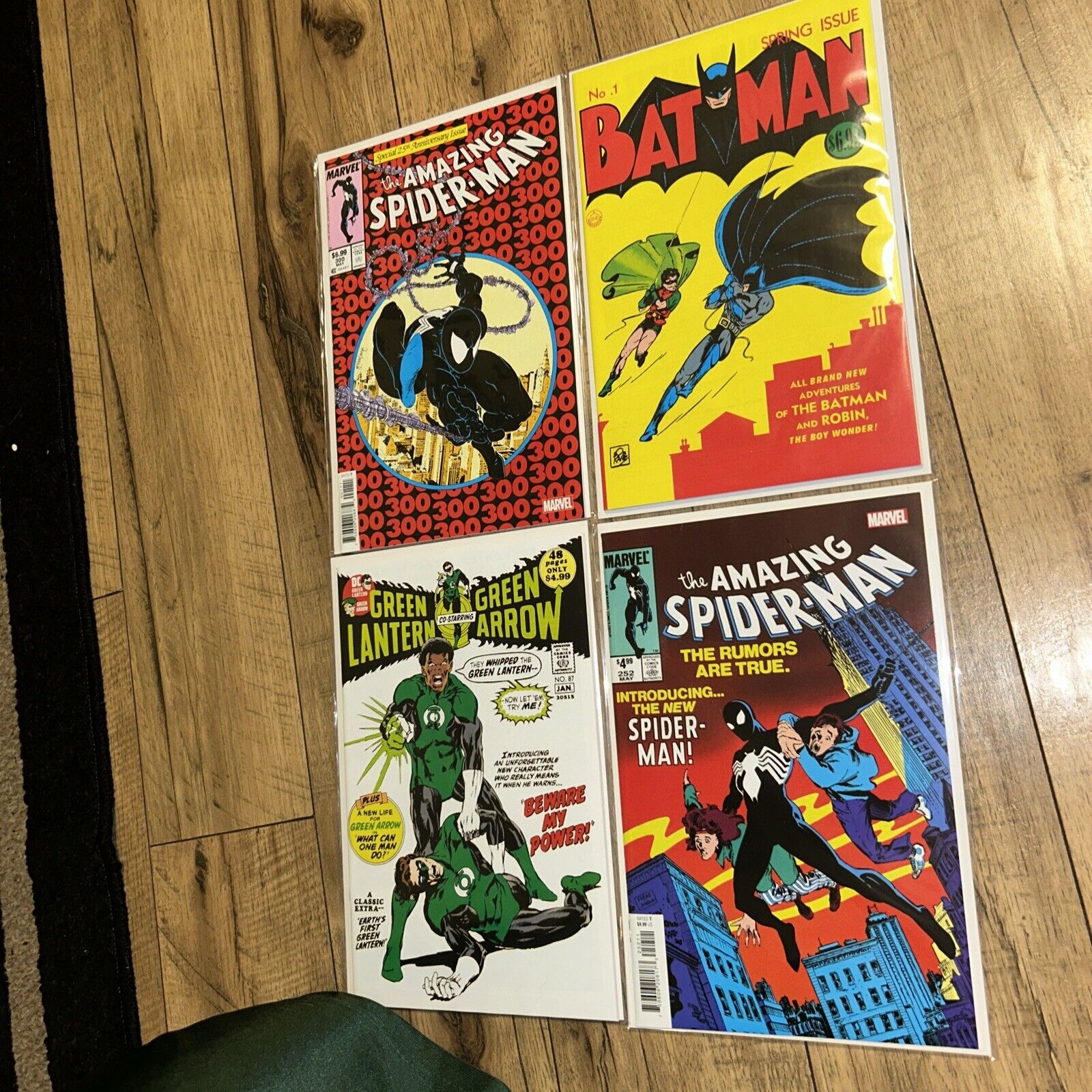 5 Books Spider-Man #300,252 Green Lantern 87 Batman 1 Wonder Woman 1 Reprint