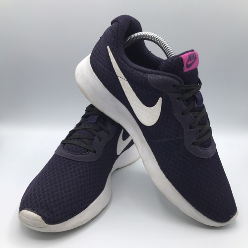 nike womens tanjun athletics sneakers