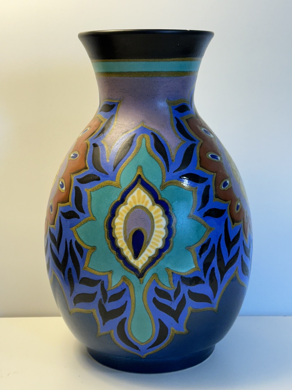 Picture 1 of 24