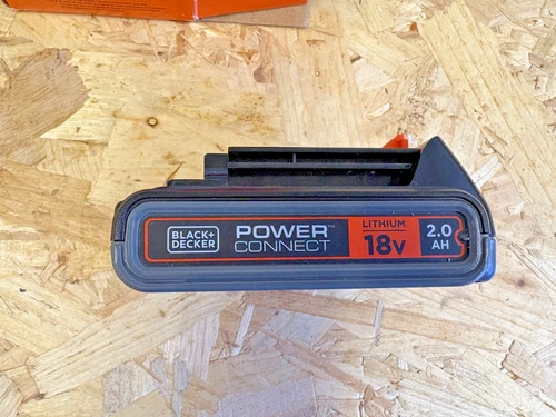 Black & Decker Battery 18V Li-ion 2.0Ah Compact Cordless BL2018-XJ Lightweight
