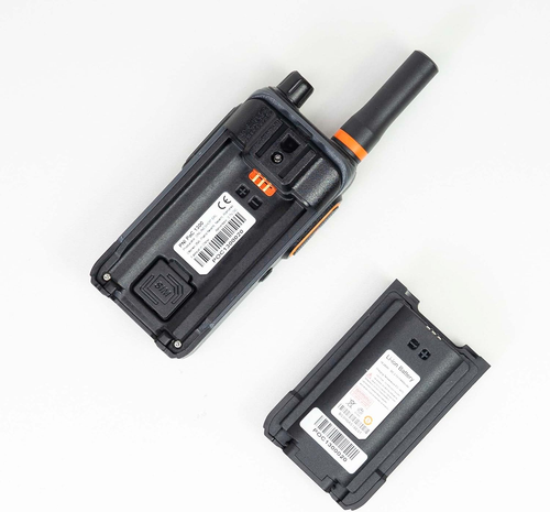 Poc 1300 GSM 4G LTE Stazione Radio Portatile, Linux OS, Schermo a Colori, 4400 M - Foto 2 di 12