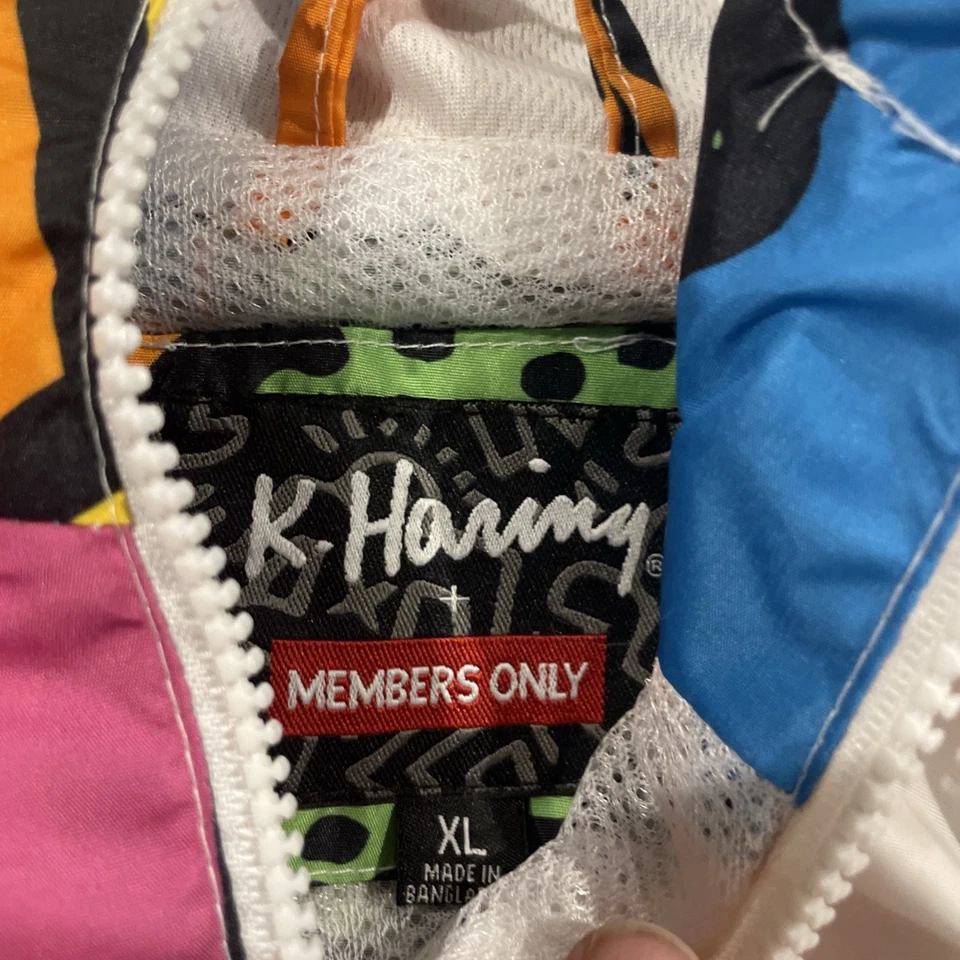 Rompevientos con capucha frontal cremallera graffiti colorido solo para miembros x Keith Haring XL Foto 3 de 4