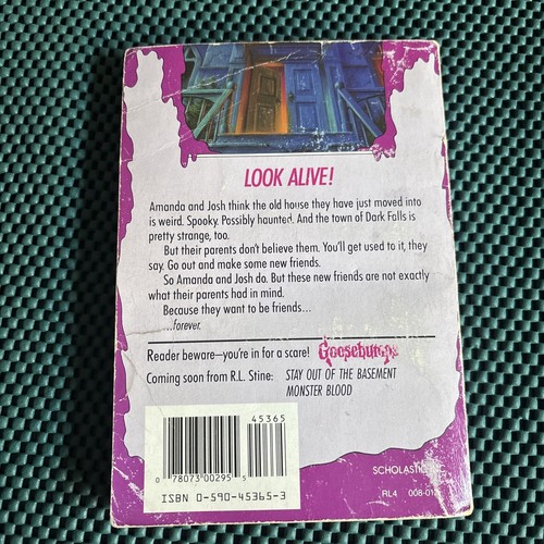 Goosebumps Welcome to Dead House R.L. Stine 1992 1st Printing Edition Paperback - Picture 2 of 4