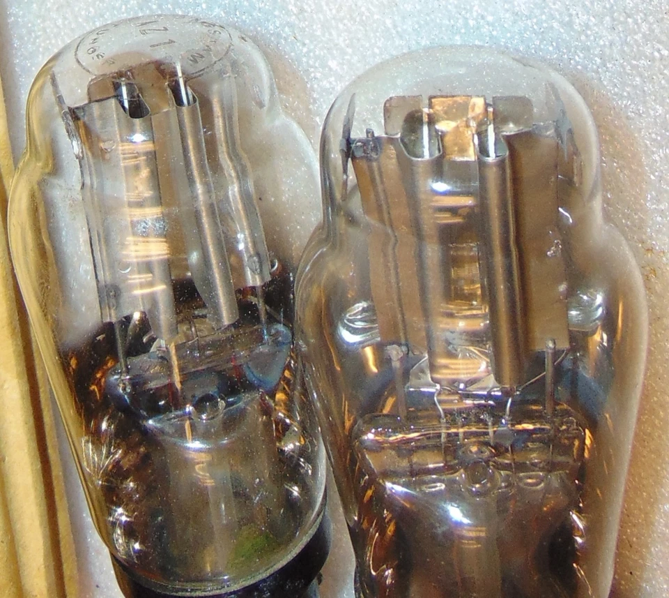 PAR DE COINCIDENCIAS EXTREMADAMENTE RARO AZ1 *PLACAS DE PLATINO TUBOS RECTIFICADORES MARCONIPHONE WE54 Foto 2 de 4