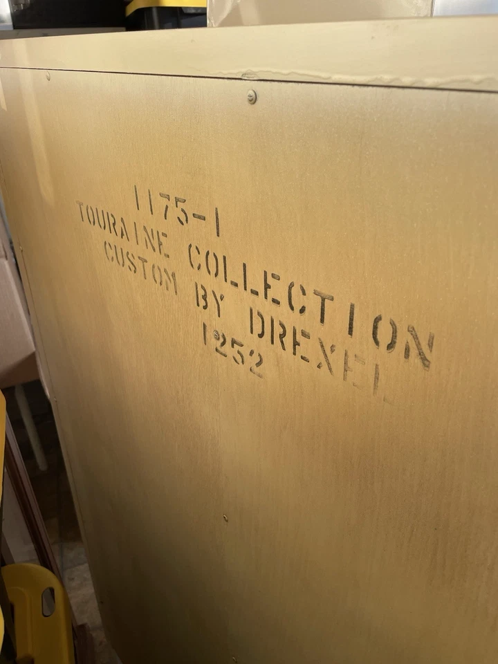 COLECCIÓN TOURAINE CUSTOM BY DREXEL Foto 2 de 4