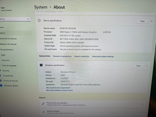 HP 23.8" Full HD All-in-One PC AMD Ryzen 3 7320U 2.4GHz 8GB DDR5 RAM 512GB SSD - Picture 2 of 11